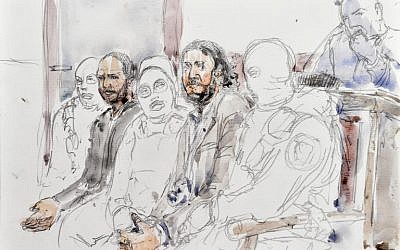 Esquisse de la salle d'audience le 5 février 2018, au Palais de Justice de Bruxelles, où comparaissent Salah Abdeslam et son complice Sofiane Ayari (deuxième à partir de la gauche). (Crédit : Benoit PEYRUCQ / AFP)