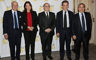 Gala de l'AUJF, de gauche à droite, David de Rothschild, S.E. Aliza Bin-Noun, Ariel Goldmann, Nicolas Sarkozy, Pierre Besnainou. Paris le 15 février 2018. (Crédit : Ludovic Boulnois autorisation AUJF)