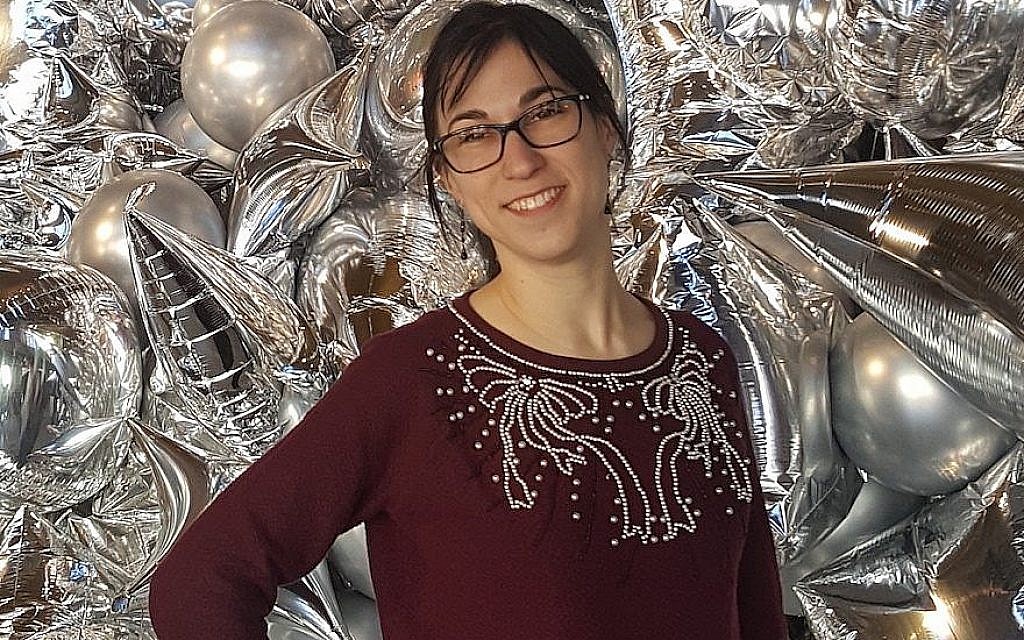 Etty Ausch a déclaré que sa sexualité avait été coupée de 'One of Us' de Netflix. (Autorisation d'Ausch / via JTA) Etty Ausch a déclaré que sa sexualité avait été coupée de 'One of Us' de Netflix. (Autorisation d'Ausch / via JTA)