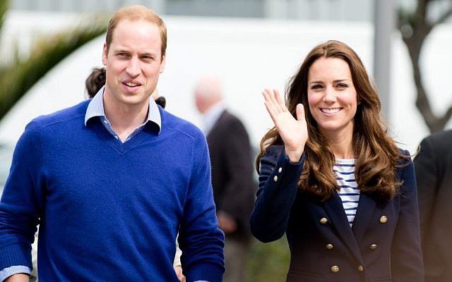 Le Duc et la Duchesse de Cambridge, Prince William et Kate Middleton, à Auckland, Nouvelle-Zélande en 2014. (Crédit : Image Prince William et Kate Middleton via Shutterstock). Le Duc et la Duchesse de Cambridge, Prince William et Kate Middleton, à Auckland, Nouvelle-Zélande en 2014. (Crédit : Image Prince William et Kate Middleton via Shutterstock).