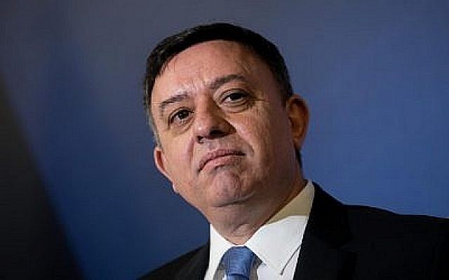Le chef de l'Union sioniste Avi Gabbay à Jérusalem, le 19 février 2018 (Yonatan Sindel/Flash90). Le chef de l'Union sioniste Avi Gabbay à Jérusalem, le 19 février 2018 (Yonatan Sindel/Flash90).