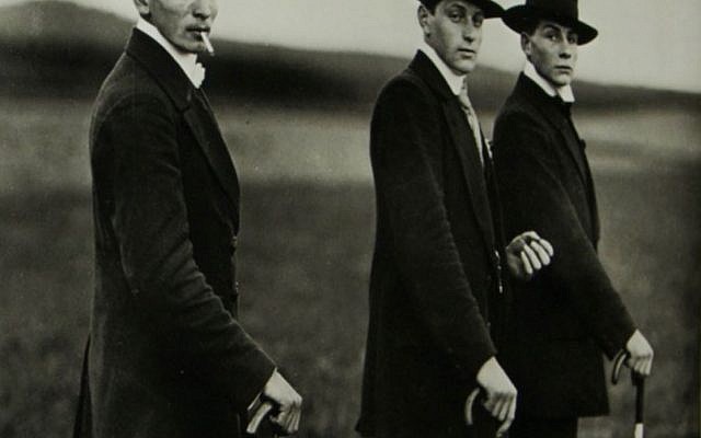 Capture de la couverture d'un livre d'August Sandler intitulé "Citizens of the twentieth century" (Crédit: Knmork/Wikimedia Commons)
