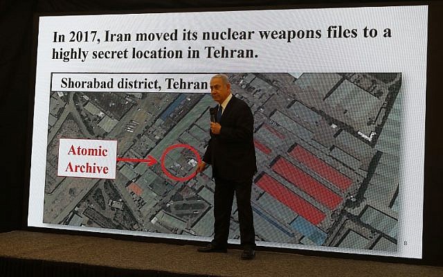 Le Premier ministre israélien Benjamin Netanyahu prononce un discours sur le programme nucléaire iranien au ministère de la Défense à Tel Aviv le 30 avril 2018. (AFP PHOTO / Jack GUEZ) Le Premier ministre israélien Benjamin Netanyahu prononce un discours sur le programme nucléaire iranien au ministère de la Défense à Tel Aviv le 30 avril 2018. (AFP PHOTO / Jack GUEZ)