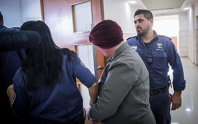 Une femme australienne recherchée dans son pays d'origine pour des crimes d'abus sexuel d'enfant au tribunal de Jérusalem le 14 février 2018. (Yonatan Sindel / Flash90)