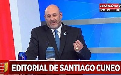 Santiago Cuneo, l'ancien animateur de l'émission quotidienne "1+1=3" de la chaîne Argentia lors d'une émission diffusée le 18 mai 2018. (capture d'écran : YouTube)