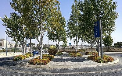 Le plan d'une nouvelle place à proximité de la nouvelle ambassade américaine de Jérusalem que le maire de la ville nommera en l'honneur du président américain Donald Trump, le 18 mai 2018 (Crédit : Erez Shani)