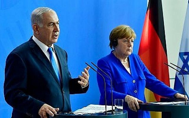 La chancelière allemande Angela Merkel et le Premier ministre israélien Benjamin Netanyahu donnent une conférence de presse après une réunion à la Chancellerie à Berlin le 4 juin 2018. (AFP PHOTO / Tobias SCHWARZ) La chancelière allemande Angela Merkel et le Premier ministre israélien Benjamin Netanyahu donnent une conférence de presse après une réunion à la Chancellerie à Berlin le 4 juin 2018. (AFP PHOTO / Tobias SCHWARZ)