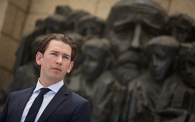 Le chancelier autrichien Sebastian Kurz lors d'une visite au mémorial de la Shoah de Yad Vashem à Jérusalem, le 10 juin 2018. (Crédit : Hadas Parush/Flash90) Le chancelier autrichien Sebastian Kurz lors d'une visite au mémorial de la Shoah de Yad Vashem à Jérusalem, le 10 juin 2018. (Crédit : Hadas Parush/Flash90)