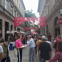 Le festival de rue Judafest à Budapest, le 10 juin 2018. (Yaakov Schwartz/ Times of Israel) Le festival de rue Judafest à Budapest, le 10 juin 2018. (Yaakov Schwartz/ Times of Israel)