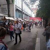 Le festival de rue Judafest à Budapest, le 10 juin 2018. (Yaakov Schwartz/ Times of Israel) Le festival de rue Judafest à Budapest, le 10 juin 2018. (Yaakov Schwartz/ Times of Israel)