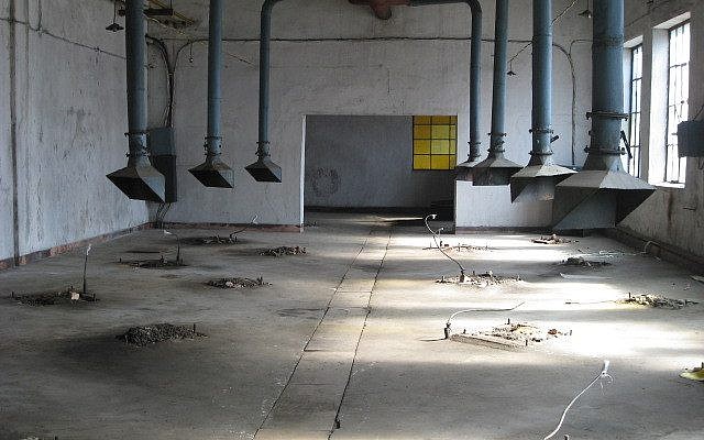 L'usine nucléaire de Yongbyon, en Corée du nord, vidée de tout son équipement. (Crédit : W. Keith Luse ; domaine public).