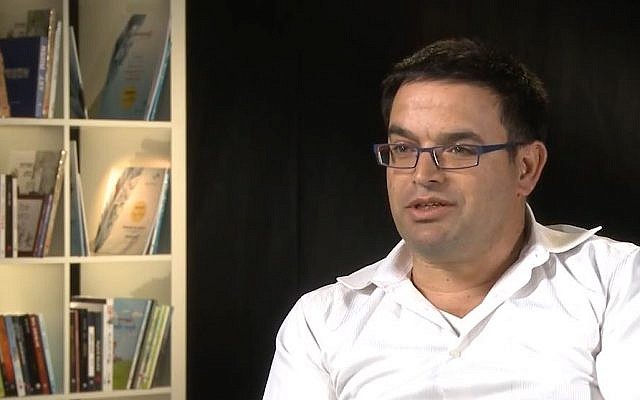 Michael Biton, le maire de Yeruham (Crédit: capture d'écran Contento Now)