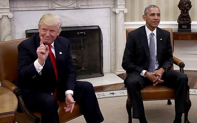 Le président élu Donald Trump avec son prédécesseur Barack Obama dans le bureau ovale de Washington DC le 10 novembre 2016 (Win McNamee/Getty Images/AFP). Le président élu Donald Trump avec son prédécesseur Barack Obama dans le bureau ovale de Washington DC le 10 novembre 2016 (Win McNamee/Getty Images/AFP).