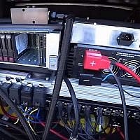 Le cerveau à l'intérieur de la voiture autonome d'Intel Corp. / Mobileye (Capture d'écran YouTube)