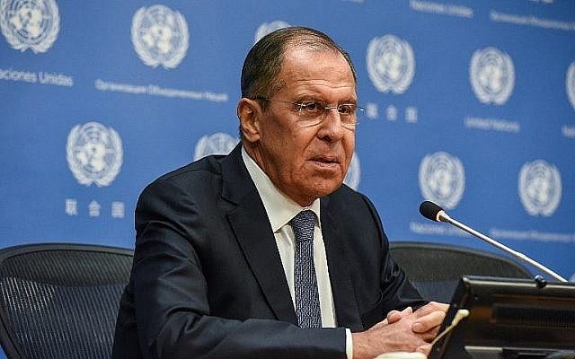 Le ministre russe des Affaires étrangères Sergueï Lavrov tient une conférence de presse lors de l'Assemblée générale des Nations unies à New York, le 28 septembre 2018. (Crédit : Stephanie Keith / Getty Images / AFP)