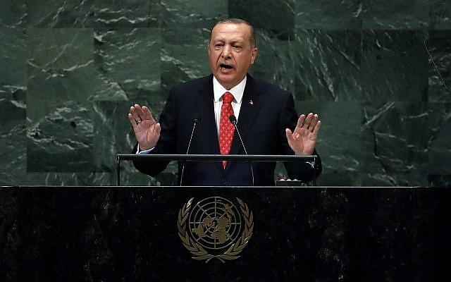 Le président turc Recep Tayyip Erdogan s'adresse à la 73e session de l'Assemblée générale des Nations Unies, au siège des Nations Unies, le 25 septembre 2018. (AP Photo/Richard Drew)
