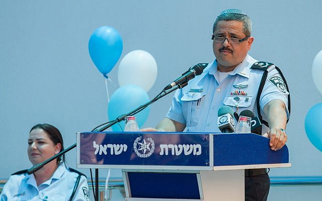 Le chef de la police israélienne Roni Alsheich lors de la cérémonie d'inauguration d'un nouveau centre de contrôle de la police, dans le district du nord de Nazareth, le 21 juin 2018 (Crédit : Meir Vaaknin/FLASH90) Le chef de la police israélienne Roni Alsheich lors de la cérémonie d'inauguration d'un nouveau centre de contrôle de la police, dans le district du nord de Nazareth, le 21 juin 2018 (Crédit : Meir Vaaknin/FLASH90)