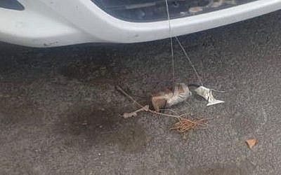 Un ballon incendiaire découvert dans l'implantation de Givat Zeev, en Cisjordanie, le 26 octobre 2018 (Crédit : unité du porte-parole de la police)