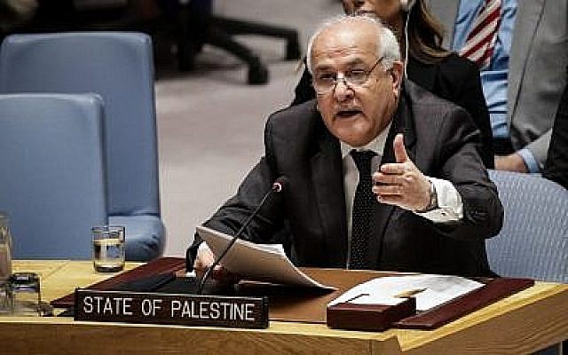 L'ambassadeur palestinien auprès des Nations Unies Riyad Mansour s'exprime lors d'une réunion du Conseil de sécurité des Nations Unies sur la violence à la frontière entre Israël et la bande de Gaza, au siège des Nations Unies, le 15 mai 2018 à New York. (Drew Angererer/Getty Images/AFP)