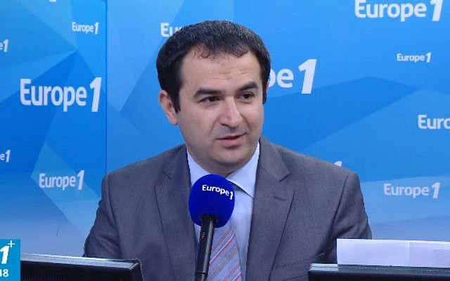 Ahmet Ogras, président du Conseil français du culte musulman. (Crédit : capture d'écran Youtube/Europe1) Ahmet Ogras, président du Conseil français du culte musulman. (Crédit : capture d'écran Youtube/Europe1)