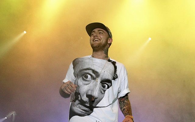 Le rappeur Mac Miller en tournée à
Philadelphie le 13 juillet 2013. (Crédit ! Owen Sweeney/Invision/AP, File) Le rappeur Mac Miller en tournée à
Philadelphie le 13 juillet 2013. (Crédit ! Owen Sweeney/Invision/AP, File)