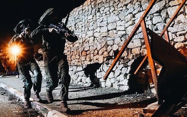 Des soldats de la brigade de commando de l'armée israélienne participent à un exercice à grande échelle au mois de novembre 2018 (Crédit : Armée israélienne) Des soldats de la brigade de commando de l'armée israélienne participent à un exercice à grande échelle au mois de novembre 2018 (Crédit : Armée israélienne)