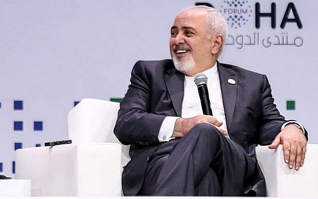 Le ministre iranien des Affaires étrangères Mohammad Javad Zarif durant une session au forum de Doha, au Qatar, le 15 décembre 2018. (AFP)