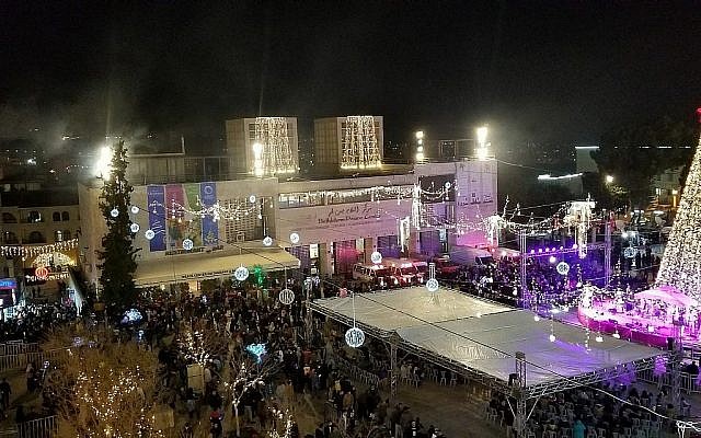 La place de la Mangeoire à Bethléem, le 24 décembre 2018. (Crédit : Adam Rasgon/Times of Israel) La place de la Mangeoire à Bethléem, le 24 décembre 2018. (Crédit : Adam Rasgon/Times of Israel)