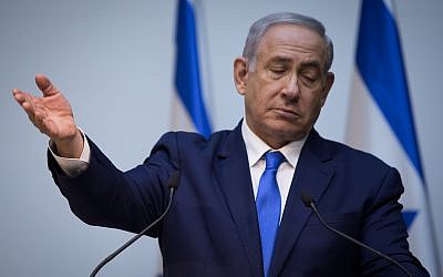 Le Premier ministre Benjamin Netanyahu fait une déclaration à la presse à la Knesset à Jérusalem le 19 décembre 2018. (Hadas Parush/Flash90)