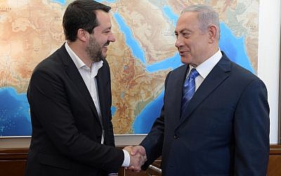 Matteo Salvini et Benjamin Netanyahu, le 12 décembre à Jérusalem (Crédit : GPO)