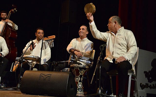 L’Orchestre andalou israélien Ashdod lors de l’ouverture du festival de musique andalouse du Maroc, le festival Andalussyat en décembre 2018 (Crédit: autorisation)