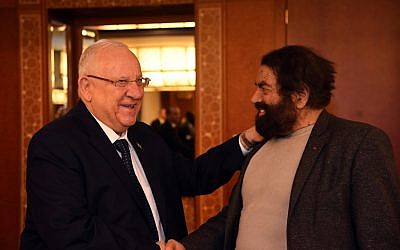 Reuven Rivlin et Marek Halter, le 23 janvier 2019 à Paris (Crédit : Haim Zach/GPO)