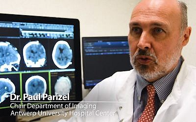 Dr. Paul Parizel, ancien président de la Société européenne de radiologie (Crédit: capture d'écran Aido/Youtube) Dr. Paul Parizel, ancien président de la Société européenne de radiologie (Crédit: capture d'écran Aido/Youtube)
