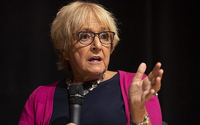Margaret Hodge prend la parole lors de la Conférence du Jewish Labour Movement à Londres, le 2 septembre 2018. (Dan Kitwood/Getty Images/via JTA)