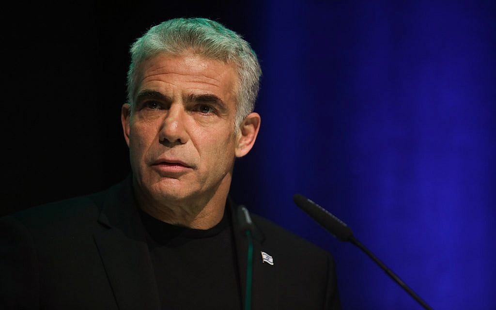 Le président de Yesh Atid, Yair Lapid, s'exprime durant un événement organisé par le mouvement pour la qualité du gouvernement à Modiin, le 4 février 2019. (Crédit : Hadas Parush/Flash90) Le président de Yesh Atid, Yair Lapid, s'exprime durant un événement organisé par le mouvement pour la qualité du gouvernement à Modiin, le 4 février 2019. (Crédit : Hadas Parush/Flash90)