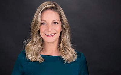 L'ancienne présentatrice de télévision Miki Haimovich et candidate de Kakhol lavan. (Crédit : Yanai Yechiel)