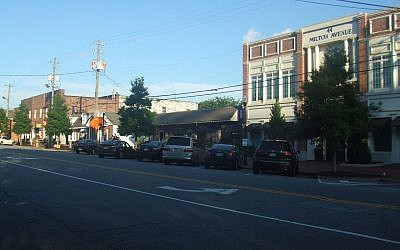 Le centre-ville d'Alpharetta, en Géorgie. (Crédit : Thomson200 via Wikimedia Commons) Le centre-ville d'Alpharetta, en Géorgie. (Crédit : Thomson200 via Wikimedia Commons)