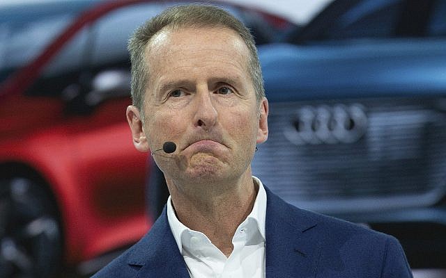 Herbert Diess, PDG de Volkswagen AG, attà Wolfsburg, le 12 mars 2019. (Crédit : Christophe Gateau/dpa via AP)