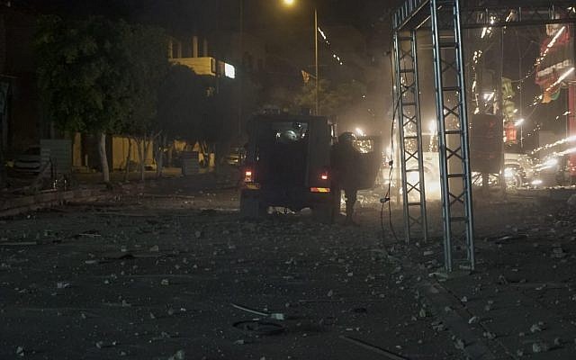 Des soldats israéliens opérant dans le camp de réfugiés de Dheisheh, dans une photo du 23 juillet 2018. (Porte-parole de Tsahal) Des soldats israéliens opérant dans le camp de réfugiés de Dheisheh, dans une photo du 23 juillet 2018. (Porte-parole de Tsahal)