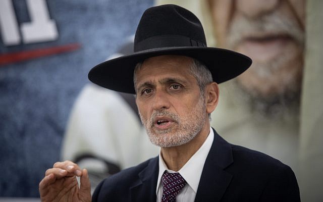 Le chef du parti Yahad Eli Yishaai, à un meeting de campagne le 12 mars 2019. (Crédit : Aharon Krohn/Flash90) Le chef du parti Yahad Eli Yishaai, à un meeting de campagne le 12 mars 2019. (Crédit : Aharon Krohn/Flash90)