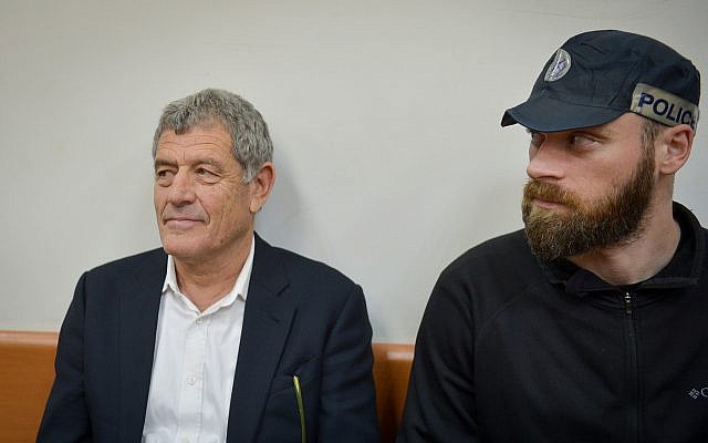 Miki Ganor, impliqué dans l'affaire des sous-marins, devant le tribunal de Rishon Lezion, le 20 mars 2019 (Crédit : Flash90)