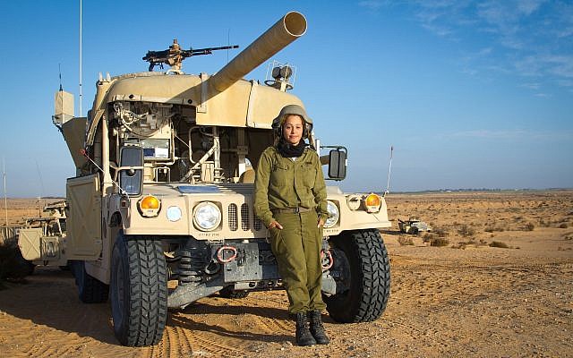 Extrait du livre "Women on the Front Lines" de Debbie Zimelman (Crédit : autorisation de Debbie Zimelman)