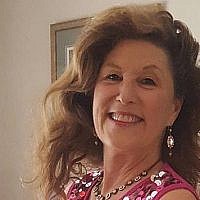 Lori Gilbert-Kaye qui a été tuée dans une fusillade à la synagogue du comté de San Diego le 27 avril 2019, (Facebook) Lori Gilbert-Kaye qui a été tuée dans une fusillade à la synagogue du comté de San Diego le 27 avril 2019, (Facebook)