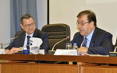 Bruno Foucher, ambassadeur de France au Liban, lors de la conférence « La politique arabe de la France » à l’université Saint-Joseph de Beyrouth, le 28 mars 2019. (Crédit photo : Université Saint-Joseph de Beyrouth)