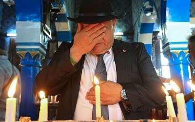 Des Juifs du monde entier en pèlerinage à la Ghriba, en Tunisie, les 22 et 23 mai 2019. (Crédit : FATHI NASRI / AFP)