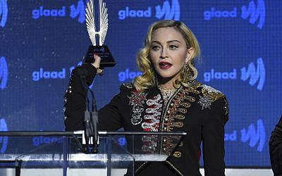 Madonna accepte le prix "Avocate du changement" lors de la remise de la 30ème remise des Media Awards GLAAD à New York, le 4 mai 2019 (Crédit : Evan Agostini/Invision/AP)