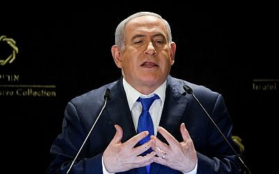 Le Premier ministre Benjamin Netanyahu fait une allocution aux médias à l'hôtel Orient de Jérusalem, le 30 mai 2019 (Crédit : Noam Revkin Fenton/Flash90)