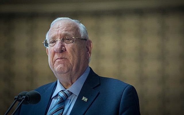 Le président Reuven Rivlin lors d'une cérémonie à la mémoire des soldats israéliens tués au Liban à Jérusalem, le 19 juin 2019 (Crédit : Noam Revkin Fenton/FLASH90)