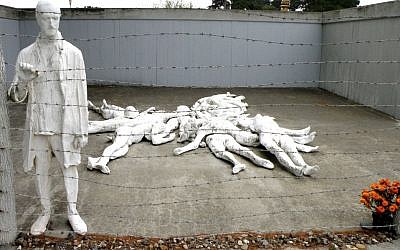 Le mémorial de la Shoah de San Francisco dans le Lincoln Park. (Crédit : Aaron Zhu/ Wikimedia Commons via JTA)