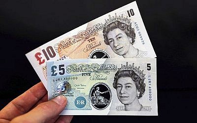 Billets de banque britanniques. (Chris Ratcliffe/AP)